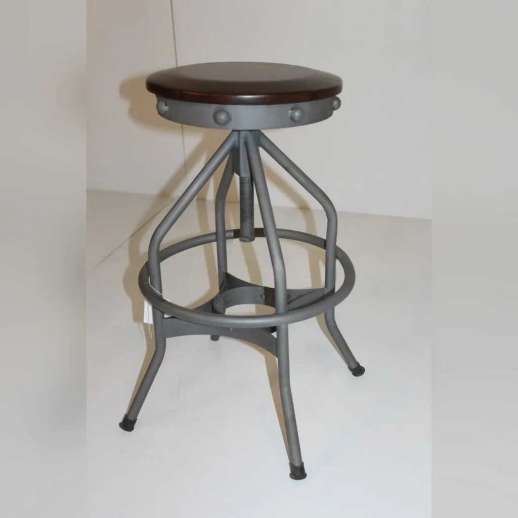 Pawan Stool (2042)