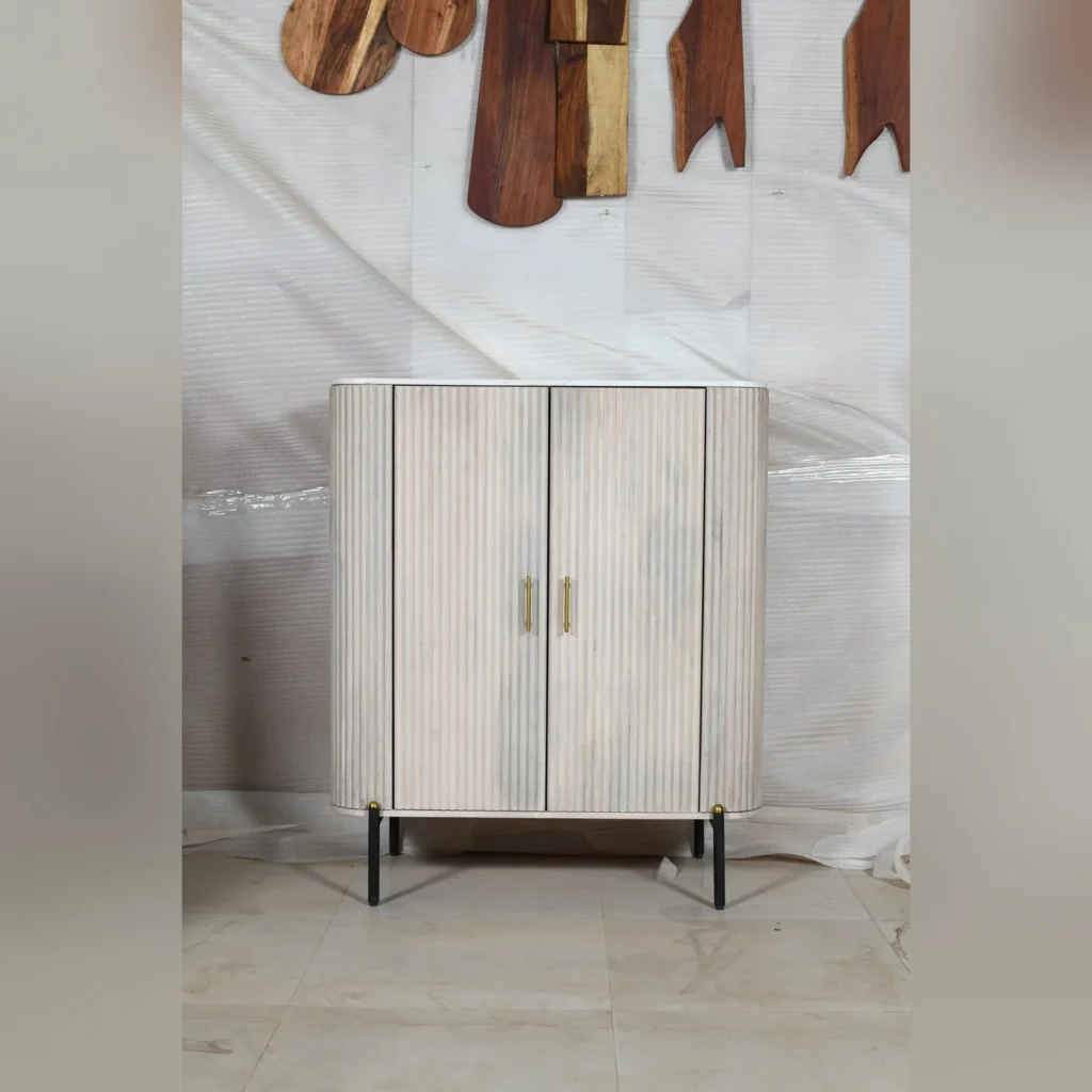 Reed Highboard